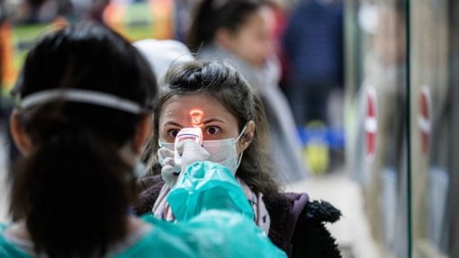 Covid-19: Associação preocupada com medidas anunciadas face à falta de médicos do trabalho