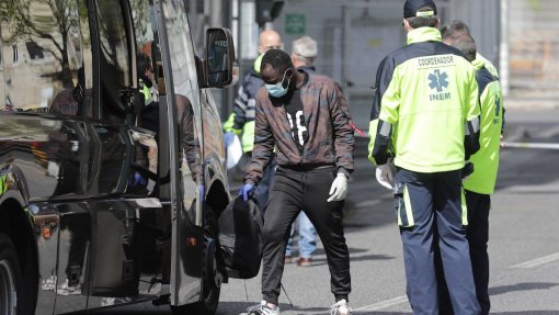 Covid-19: Duzentos imigrantes em ‘hostels’ de Lisboa testados no fim de semana