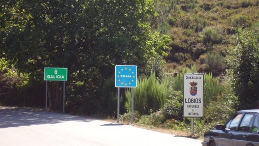 Covid-19: Norte de Portugal e Galiza pedem reabertura de novos pontos de passagem