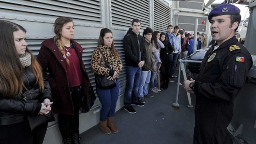 Covid-19: Dia da Defesa Nacional suspenso mais duas semanas, até 15 de maio