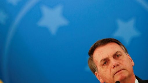 Covid-19: Bolsonaro culpa governadores e prefeitos pelo aumento de mortes no Brasil