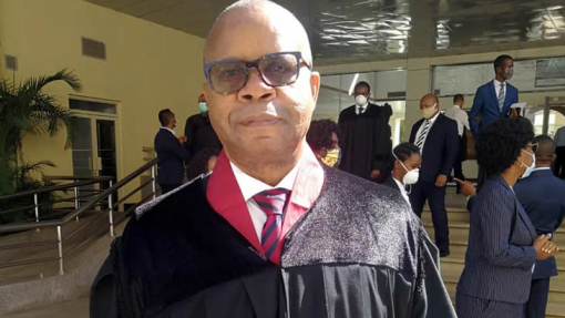 Covid-19: Novo bastonário dos advogados moçambicanos pede proteção de direitos fundamentais