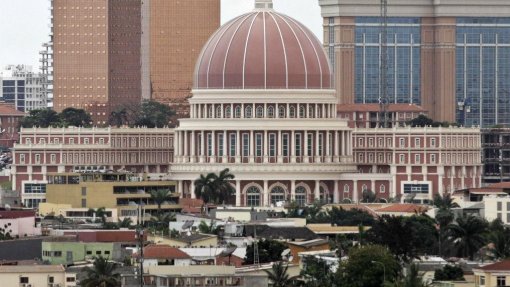 Covid-19: Jornalistas acreditam que Governo angolano acuda “situação crítica” do setor privado