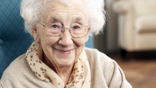 Covid-19: Lares de idosos na base da elevada mortalidade no Reino Unido