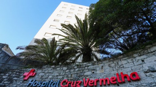 Hospital da Cruz Vermelha reúne hoje Assembleia-geral em tempo de polémica