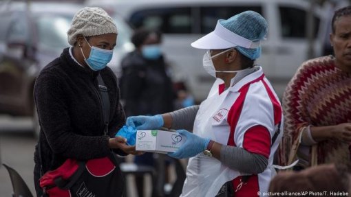 Covid-19: África do Sul regista o maior aumento diário de infeções com 1.160 novos casos