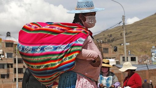 Covid-19: Peru ultrapassa 92 mil casos com hospitais de Lima no limite