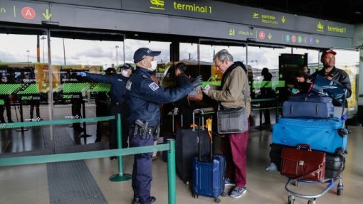 Covid-19: UE falhou ao recusar controlo de passageiros na origem - Governo Madeira