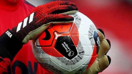 Covid-19: Clubes da Liga inglesa realizam segunda ronda de testes