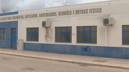 Covid-19: Número de infetados devido à festa ilegal em Lagos subiu para 111