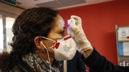 Covid-19: Doentes assintomáticos tambem contaminam meio em que se encontram - Estudo