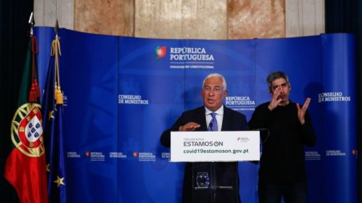 Covid-19: Costa revê-se “totalmente na síntese” de Marcelo sobre reunião do Infarmed