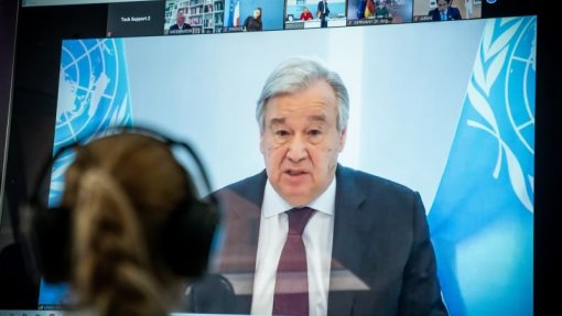 António Guterres pede “reinvenção” de um mundo “em ebulição”
