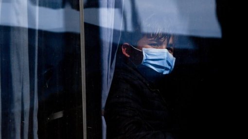 Primeiros 25 menores de campos de refugiados da Grécia chegam a 07 de julho