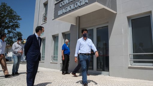 Covid-19: CDS-PP não vê razões para cancelamento das reuniões no Infarmed