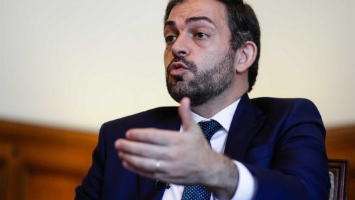 Covid-19: Respostas convencionais não foram suficientes na região de Lisboa – Duarte Cordeiro