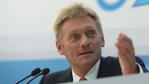 Rússia rejeita acusações britânicas sobre ingerência em eleições e tentativa de roubo de vacina