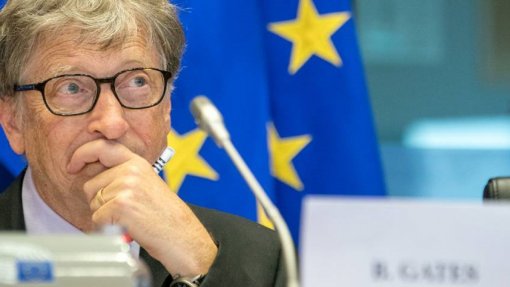 Covid-19: Bill Gates nega teorias da conspiração que o acusam de causar a pandemia