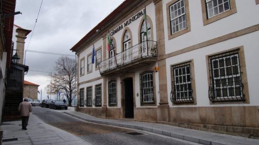 Câmara de Belmonte substitui-se à tutela e paga arranjo de ar condicionado do centro de saúde