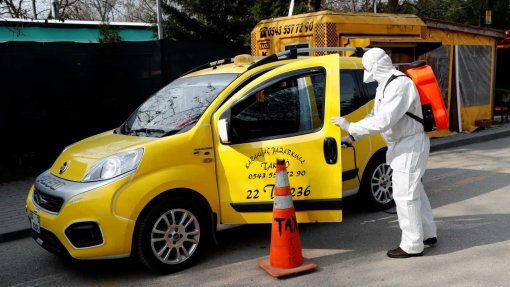 Covid-19: Pandemia já causou mais de 750 mil mortes em todo o mundo