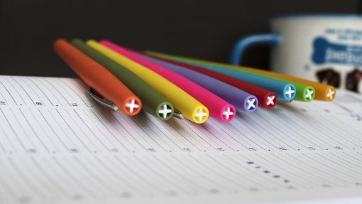 Covid-19: Europa marca regresso a aulas presenciais para setembro com preocupações