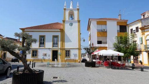 Covid-19: Sobe para 42 número de casos positivos na vila alentejana de Mora