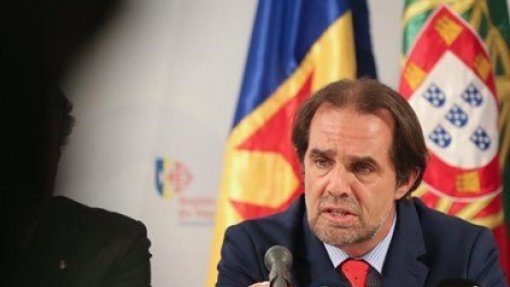 Covid-19: Apesar do &quot;risco&quot; Madeira &quot;não pode fechar&quot; ao turismo - Albuquerque