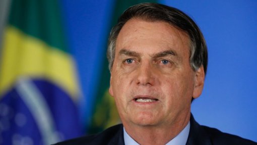 Covid-19: Brasil anuncia prorrogação de auxílio para trabalhadores na pandemia