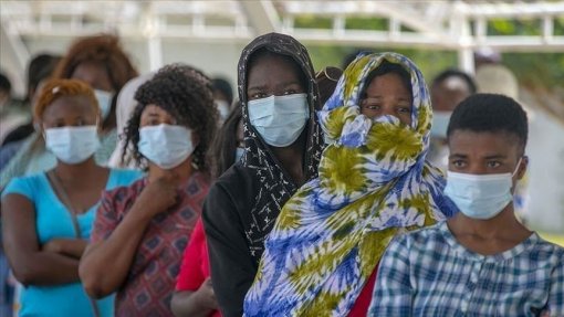 Covid-19: África unida por 220 milhões de doses de vacina para o continente