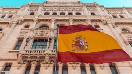 Covid-19: Espanha regista mais de 10.000 novos casos e 184 óbitos num dia
