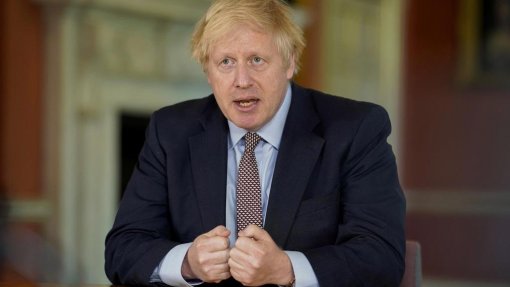 Covid-19: PM britânico reúne conselho de emergência e faz declaração na terça-feira
