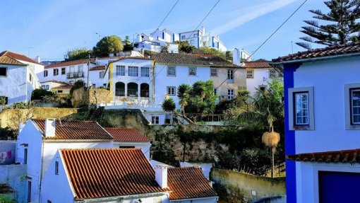 Covid-19: Número de infetados em casa de saúde em Sintra sobe para 19