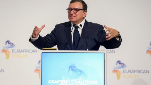 Missão da GAVI mantém-se a par da luta contra a covid - Durão Barroso