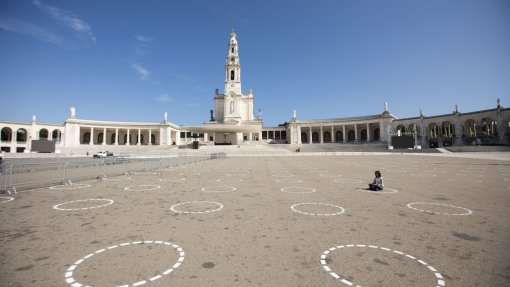 Limite de seis mil pessoas marca peregrinação aniversária que hoje se inicia em Fátima
