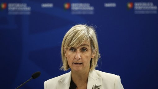 Covid-19: Ministra da Saúde esclarece que tempo de quarentena não foi alterado