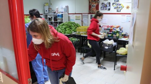 Covid-19: Pedidos de ajuda à AMI duplicaram nos últimos três meses do ano