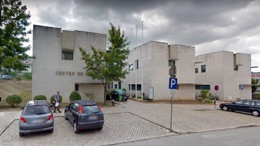Utentes sem conseguir telefonar há três meses para o Centro de Saúde de Torres Vedras