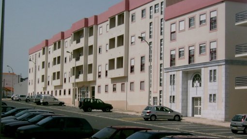 Covid-19: Trinta e um infetados confirmados em novo surto em lar de Beja