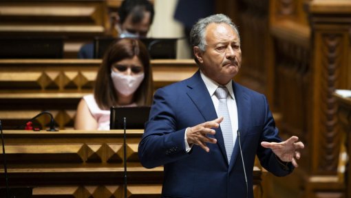 PSD questiona Governo sobre falta de terapeutas em escolas de Bragança
