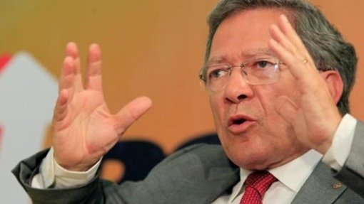 Covid-19: Fernando Nobre apela à rejeição da obrigatoriedade de máscara na rua