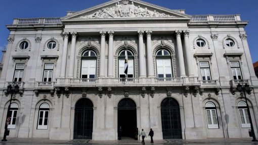 Covid-19: Câmara de Lisboa já investiu 11,3 milhões de euros em respostas sociais