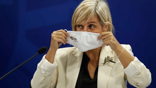 Covid-19: Resposta &quot;é muito difícil&quot; por mais planeamento que exista - Ministra