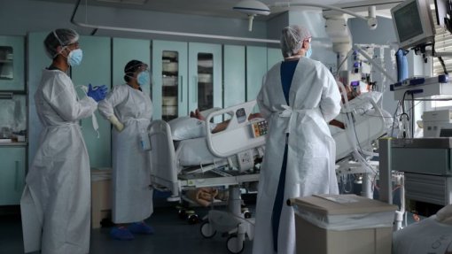 Covid-19: Centro Hospitalar Lisboa Central com uma taxa de ocupação de quase 73%