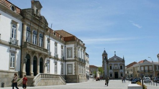 Covid-19: Auditoria do PS ao cerco de Ovar deteta compras a gelatarias e situações ambíguas