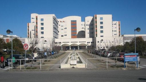 Covid-19: Hospital de Viseu regista dois surtos entre profissionais e utentes