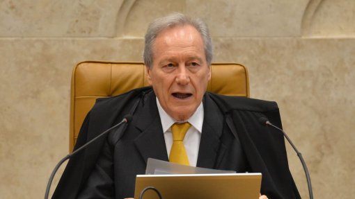 Covid-19: Supremo do Brasil dá 48 horas a órgão regulador para explicar testes da coronavac