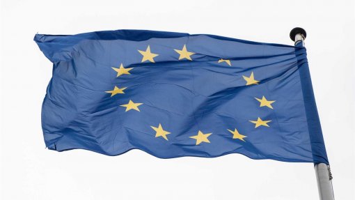 Covid-19: Bruxelas investe 605 ME em sete anos para financiar União Europeia da Saúde
