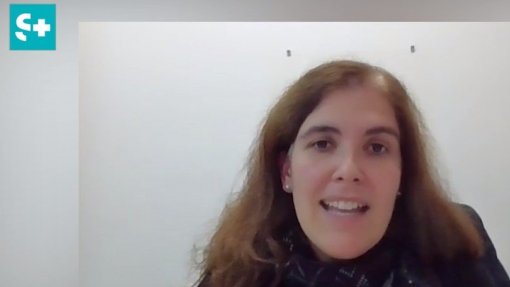 “Não podemos esquecer que a vacina que estamos à procura, vai ser administrada a pessoas saudáveis. Tem der ser segura!”, afirma professora de Farmácia da Universidade de Lisboa