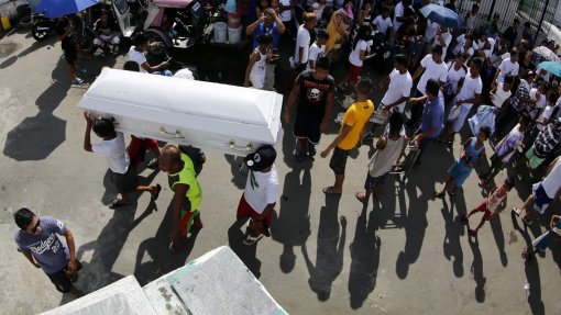 Covid-19: Pandemia já matou 1.328.048 pessoas no mundo - AFP