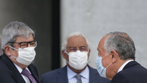 Covid-19: Reuniões entre especialistas e políticos retomadas hoje no Infarmed
